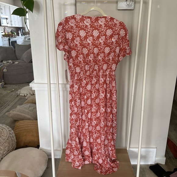 Floral button down-dress NWT - Picture 2 of 3